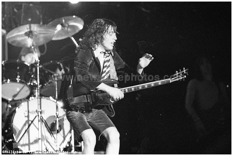 AC/DC