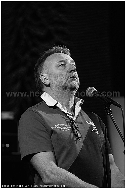 Peter Hook & the Light