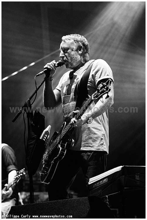 Peter Hook & the Light