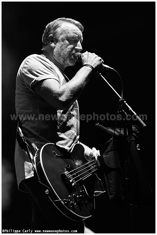 Peter Hook & the Light