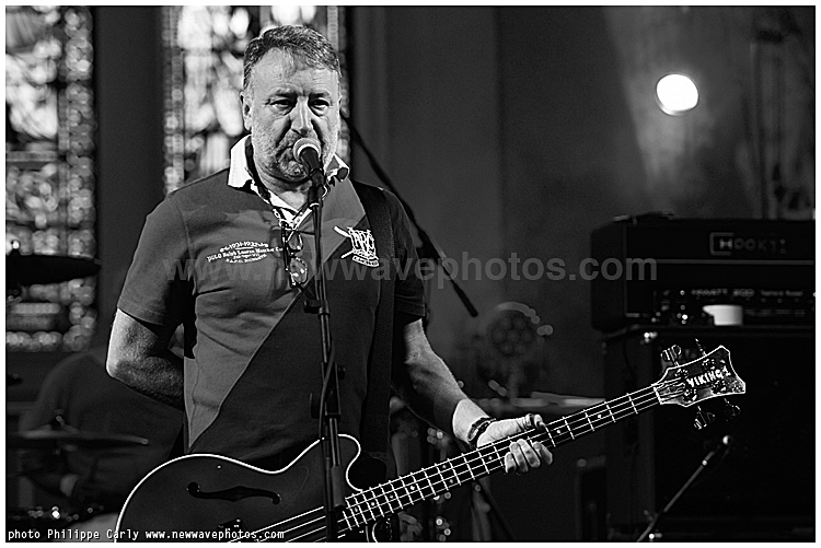 Peter Hook & the Light